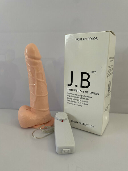 Realistic Dildo TitreÅŸimli 1