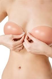 Silikon protez göğüs